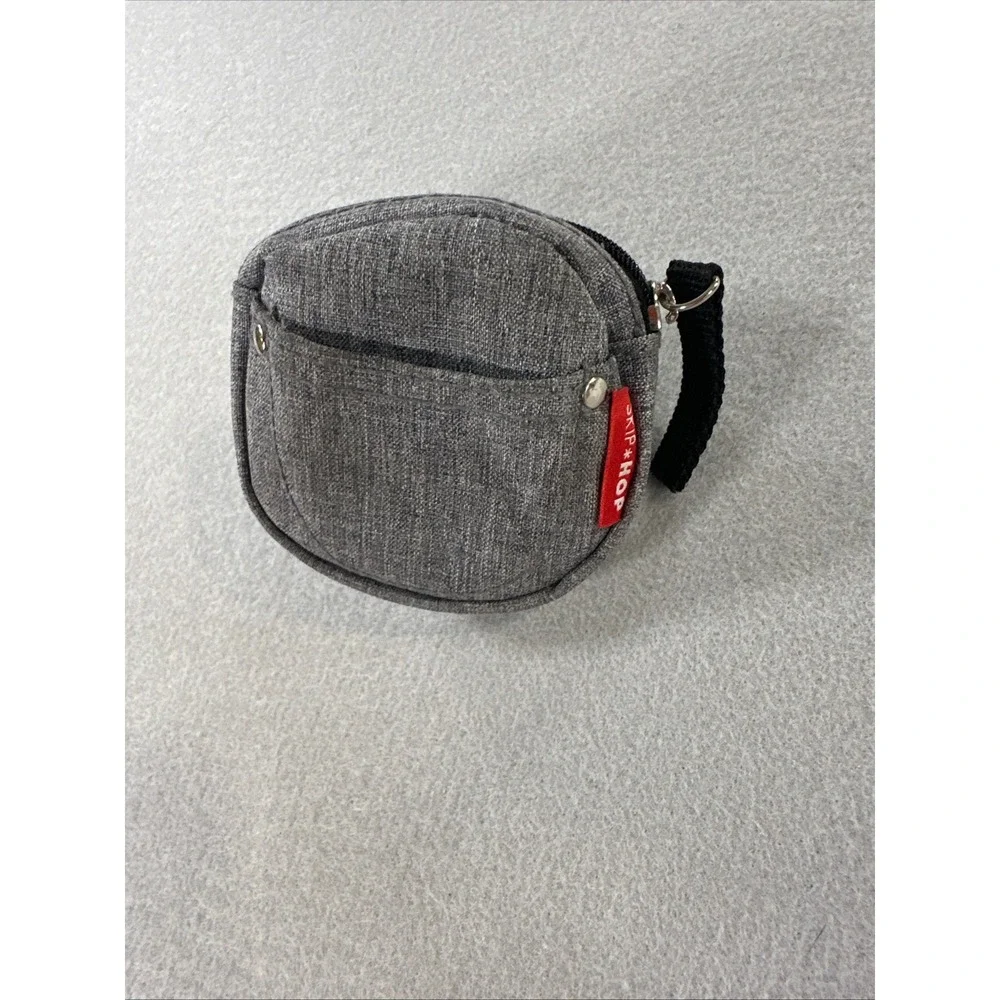 Skip‎ Hop Pacifier Pocket Grey Heathered Accessory Pouch with Snap Strap